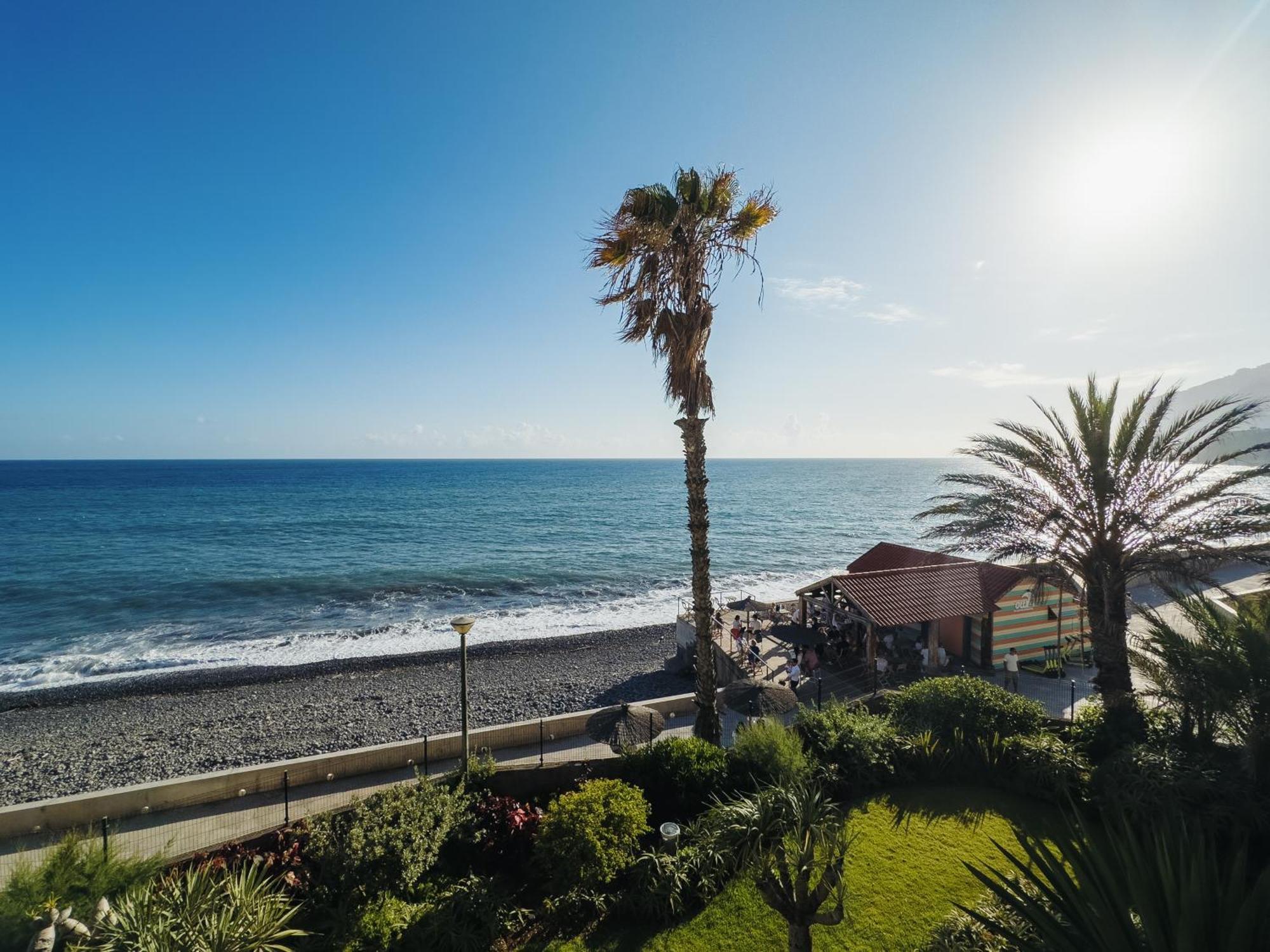 Ferienwohnung Atlantic Gardens Beach - atlanticgardensbeach com Funchal  Exterior foto